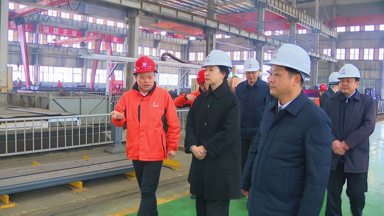 
    【辉创要闻】黄冈市委副书记、市长刘洁一行深入辉创重工调研，助力复工复产，铆足干劲冲刺开门红
