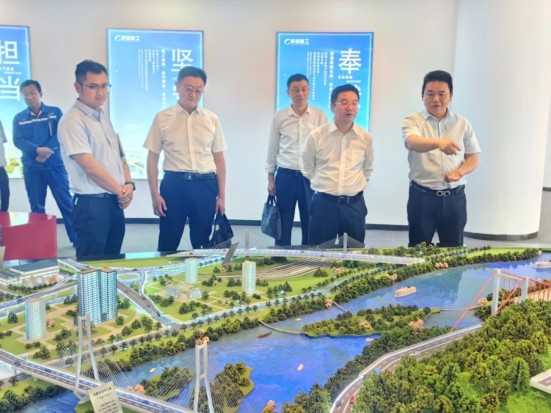 
    交流促发展 合作创共赢，宝武集团鄂城钢铁总裁、党委副书记陆隆文一行到辉创开展交流座谈
